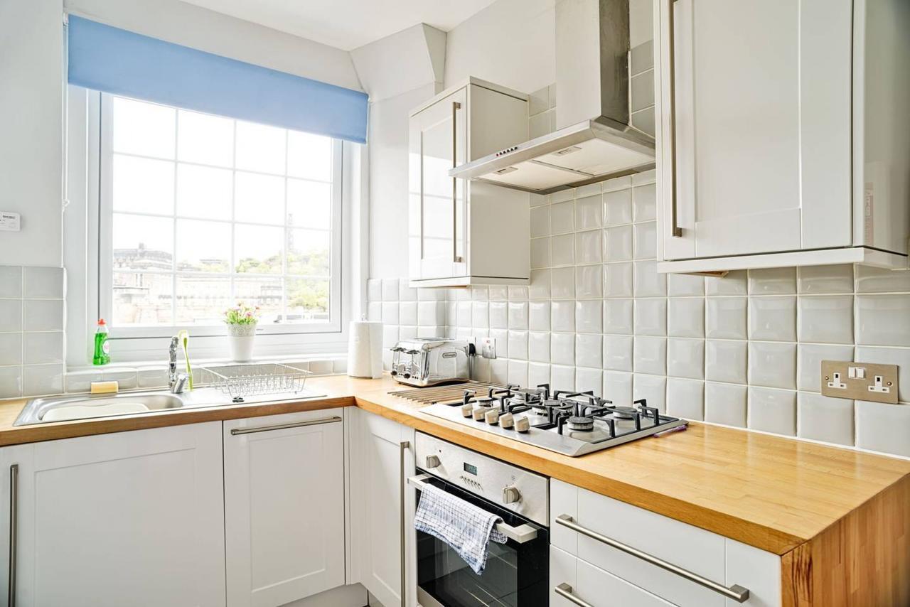 Joivy Bright Royal Mile Appartement