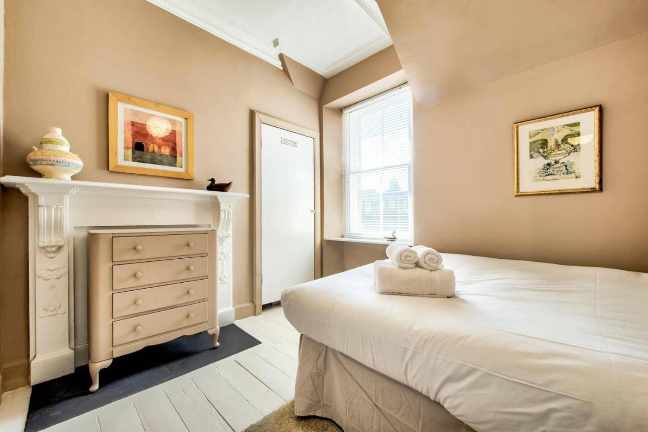 Apartment Joivy Famous St Mary's Street Old Town Edinburgh
