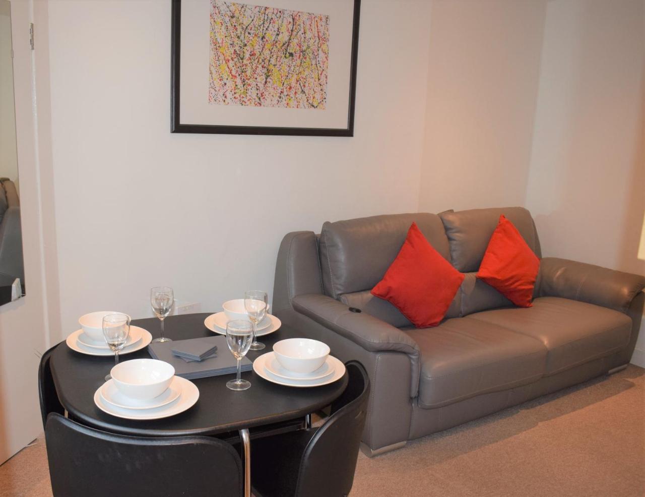 Kelpies Serviced Apartments-bonnie