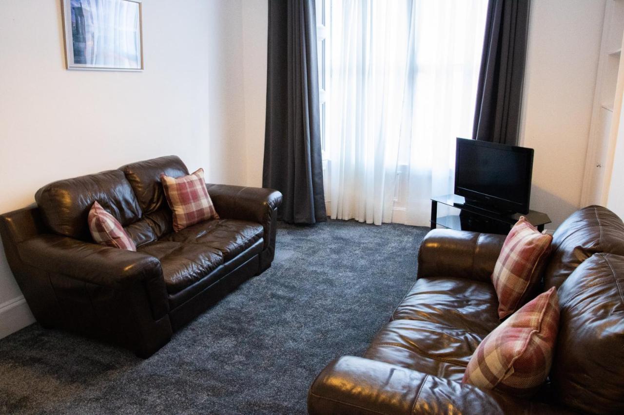 2 Bedroom Property Near Old Town And Grassmarket * Edinburgh