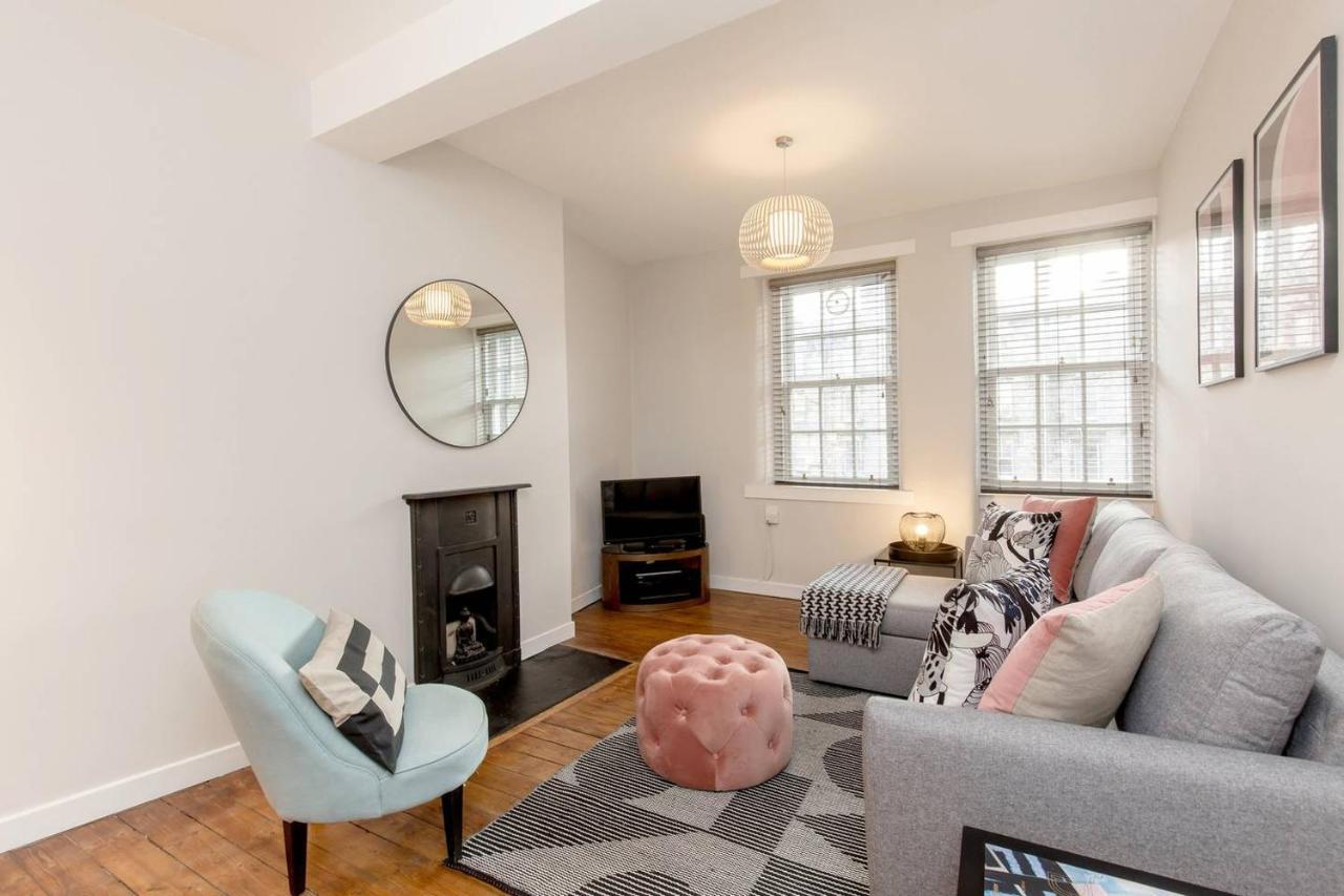 Altido Unique & Stylish Grassmarket Apt - Close To Castle Apartment