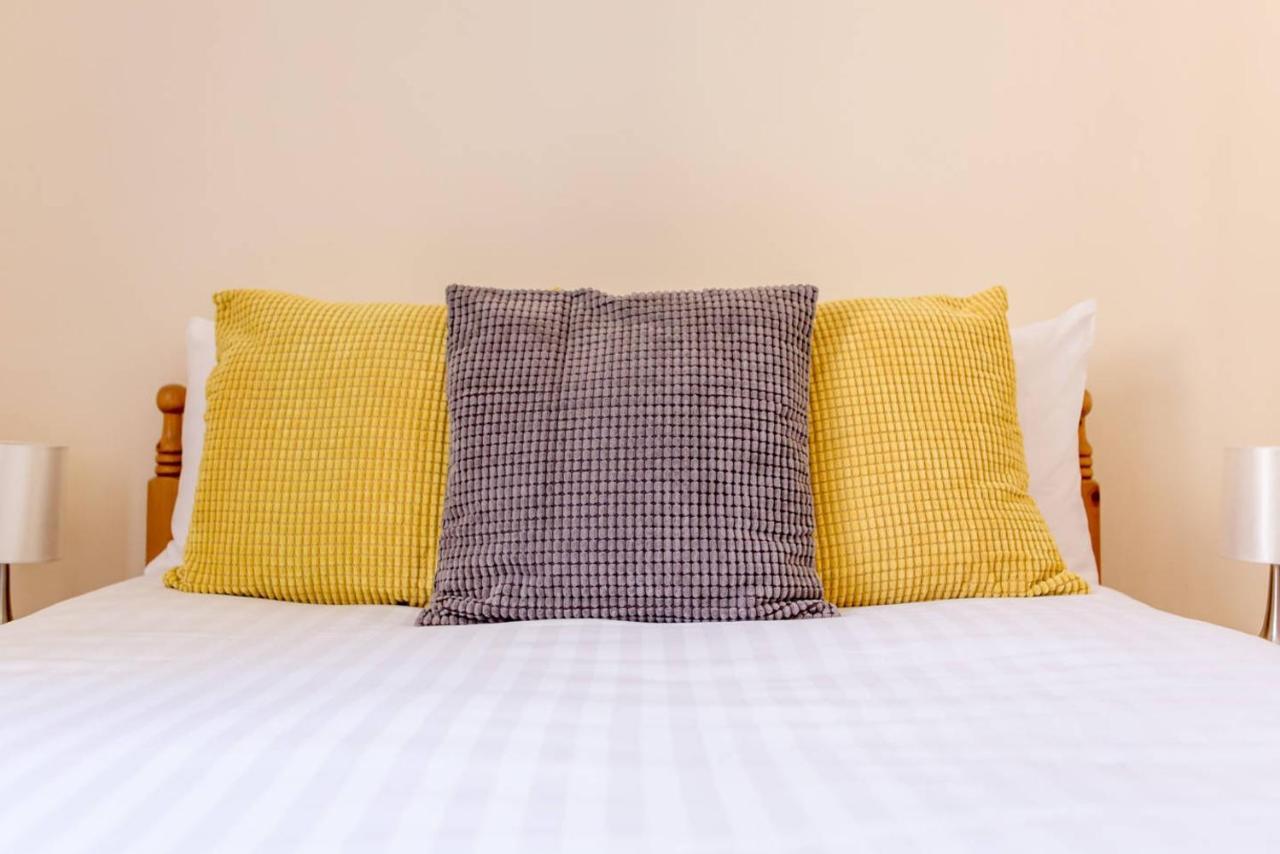 Altido Retro Castle Retreat 2bed Apartment EDI