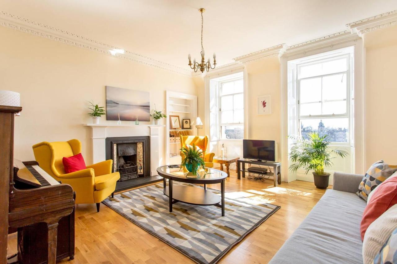 Altido Retro Castle Retreat 2bed * EDI