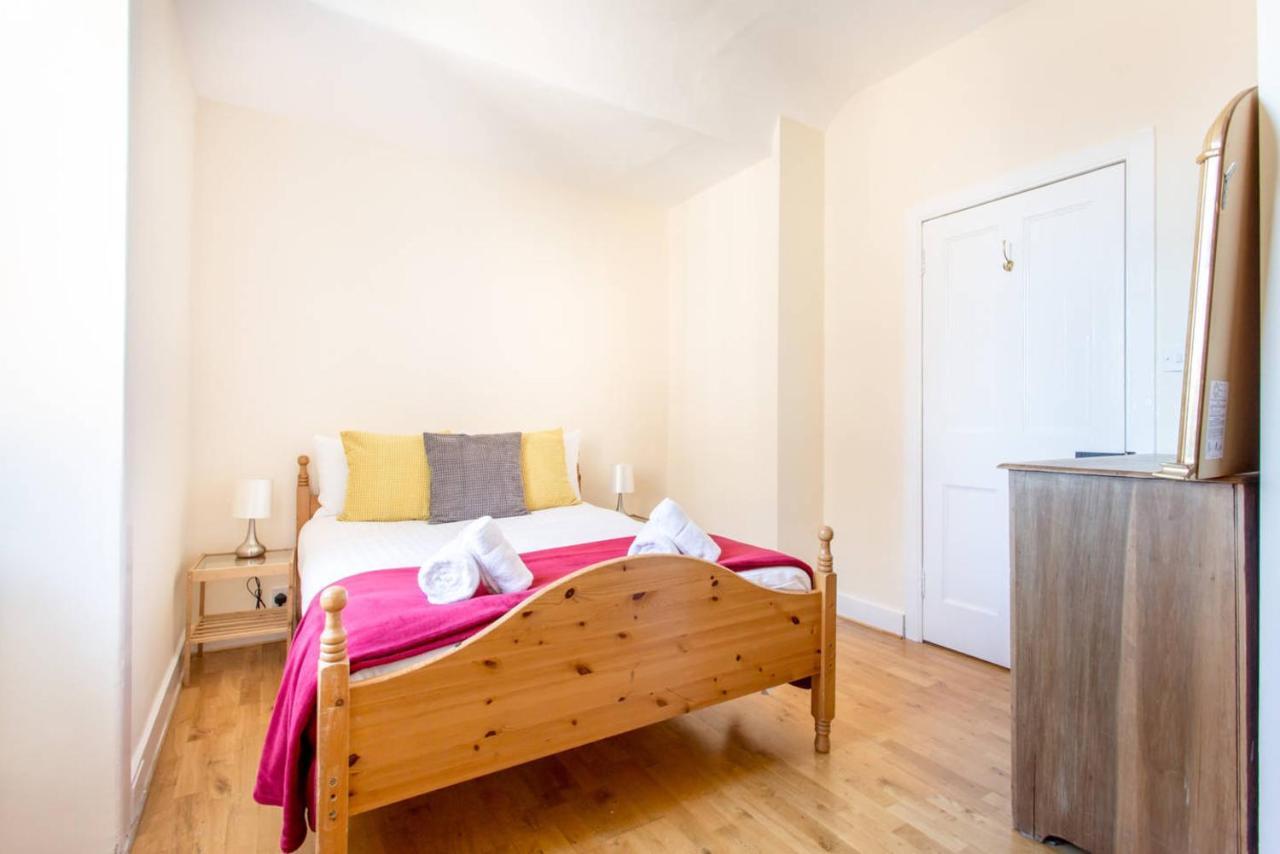 Altido Retro Castle Retreat 2bed Apartment EDI