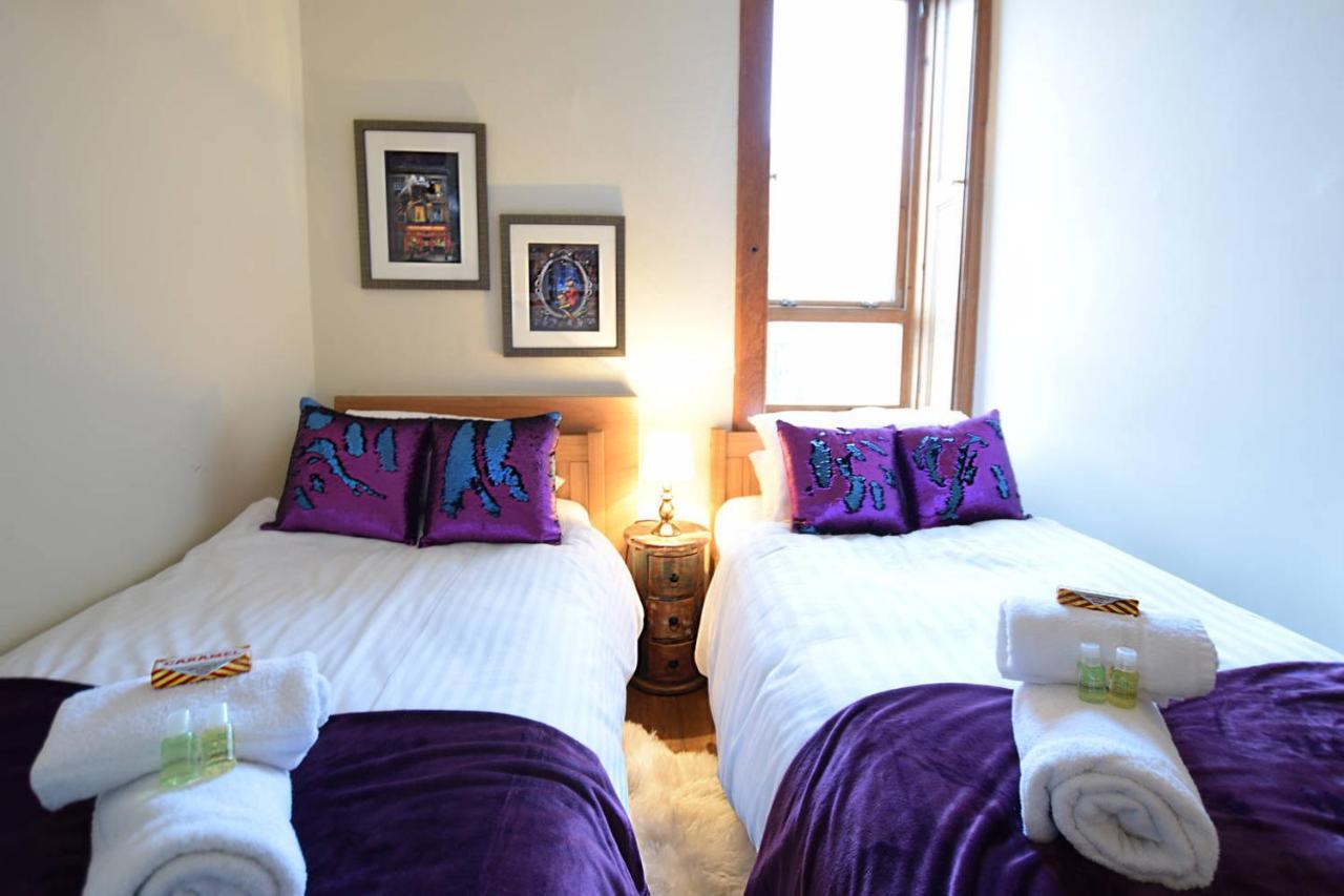 Joivy Classic With Castle Views In Old Town * Edinburgh