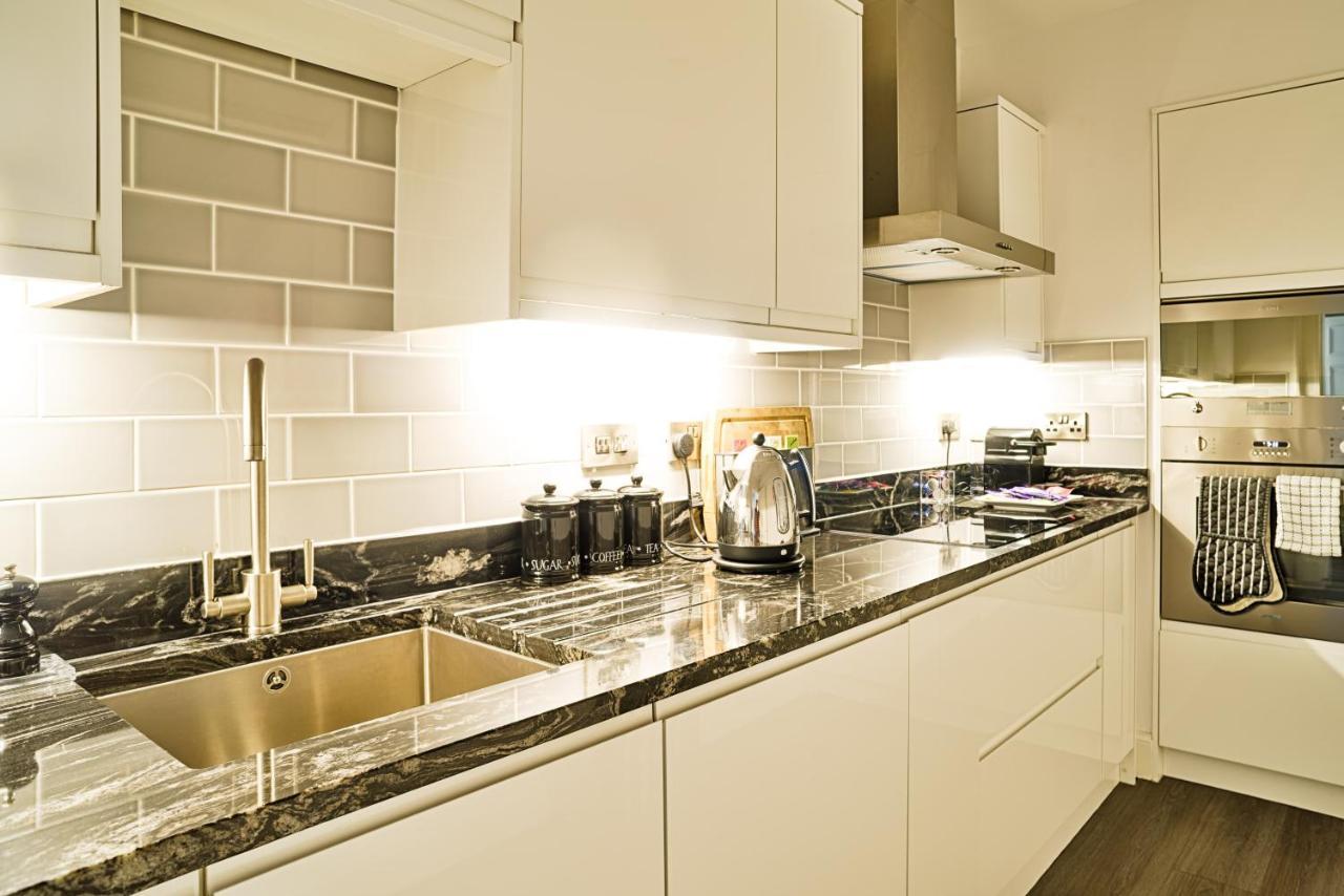 Joivy Luxury Flats On George Street * Edinburgh
