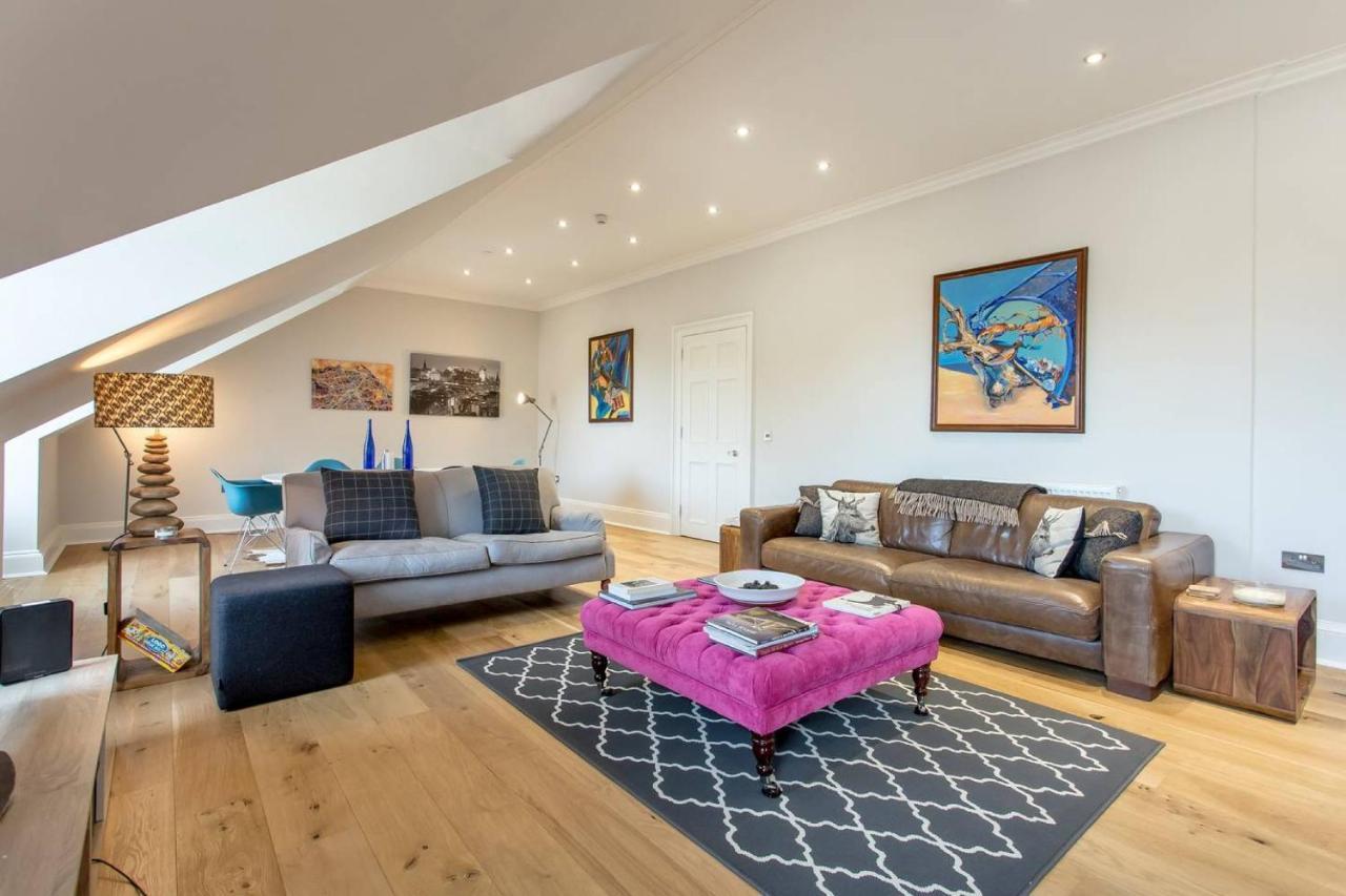 Apartment Altido Luxury 3Br Home At The Heart Of The City Centre Edinburgh