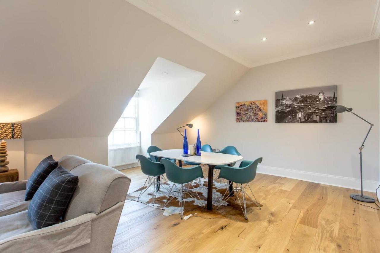 Apartment Altido Luxury 3Br Home At The Heart Of The City Centre Edinburgh