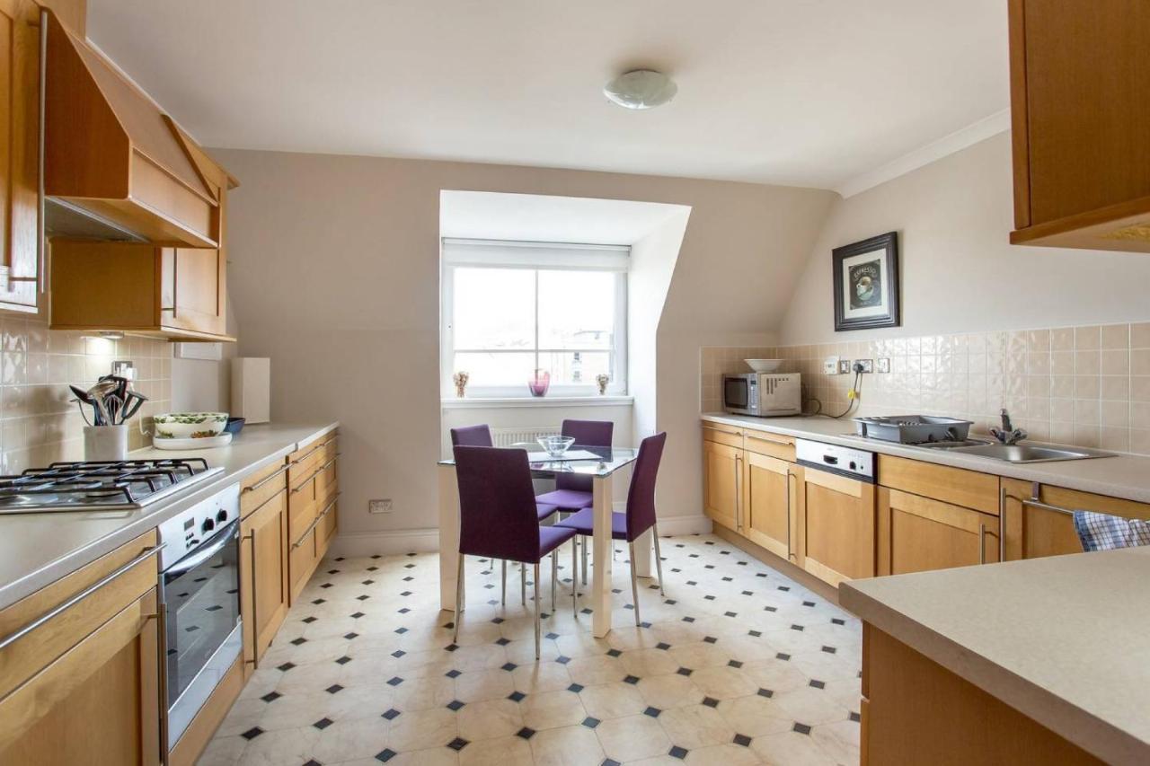 Joivy Inviting Near Leith Walk Apartment