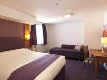 Premier A1 - Newcraighall Hotel 3*