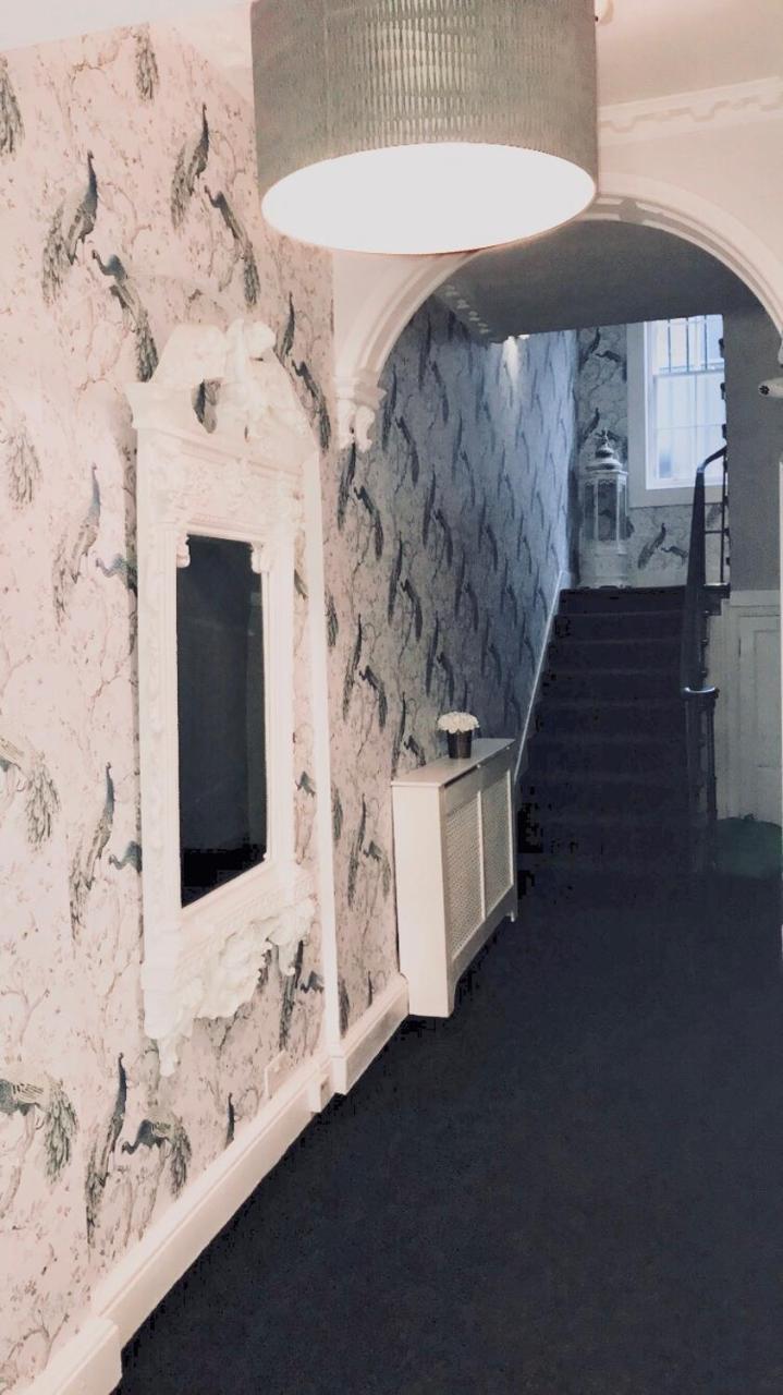 Edinburgh Central Rooms EDI