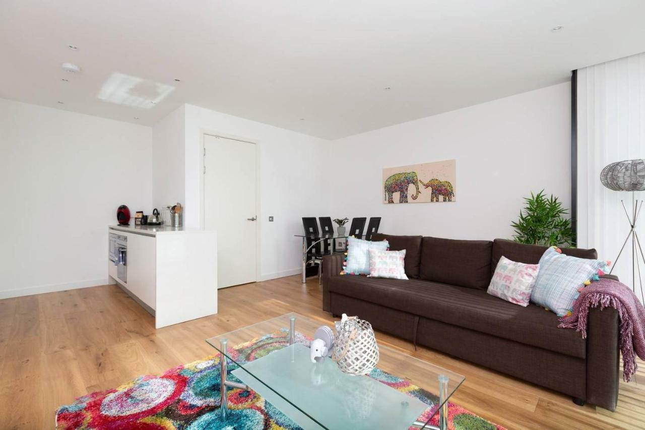 Altido Fantastic Flat With Parking Apartment *