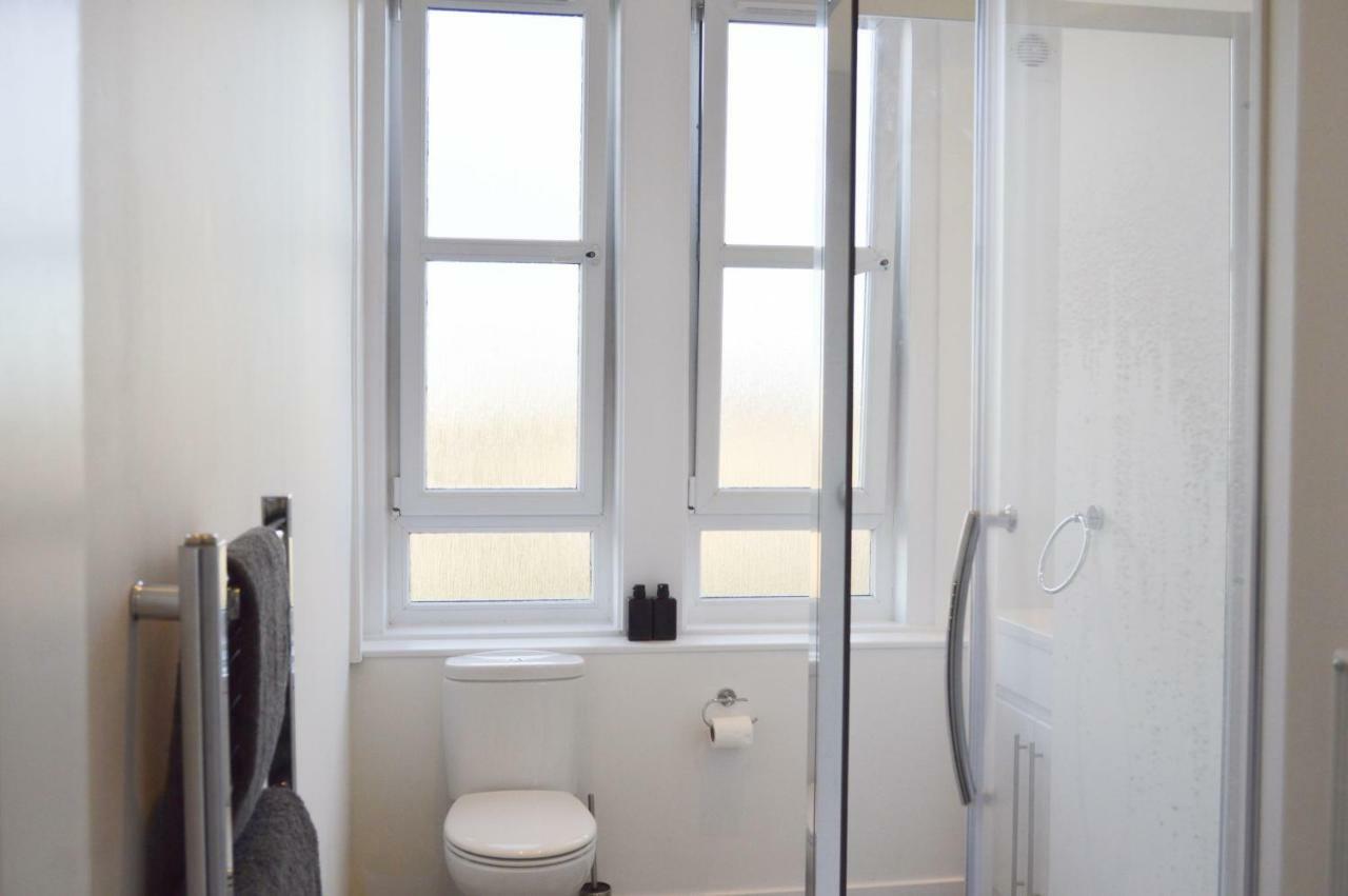 Modern 1 Bedroom Flat In The Heart Of Apartment *