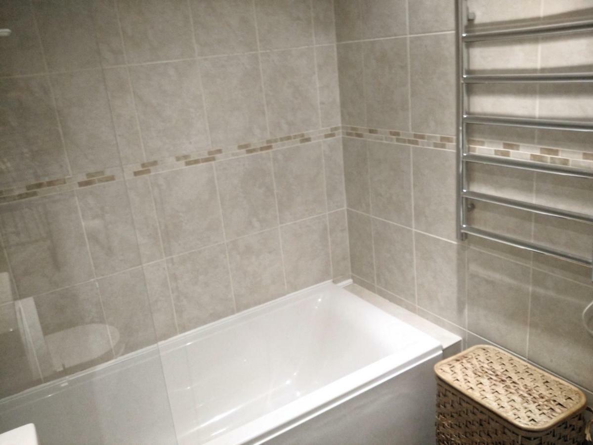 456js Self-catering *