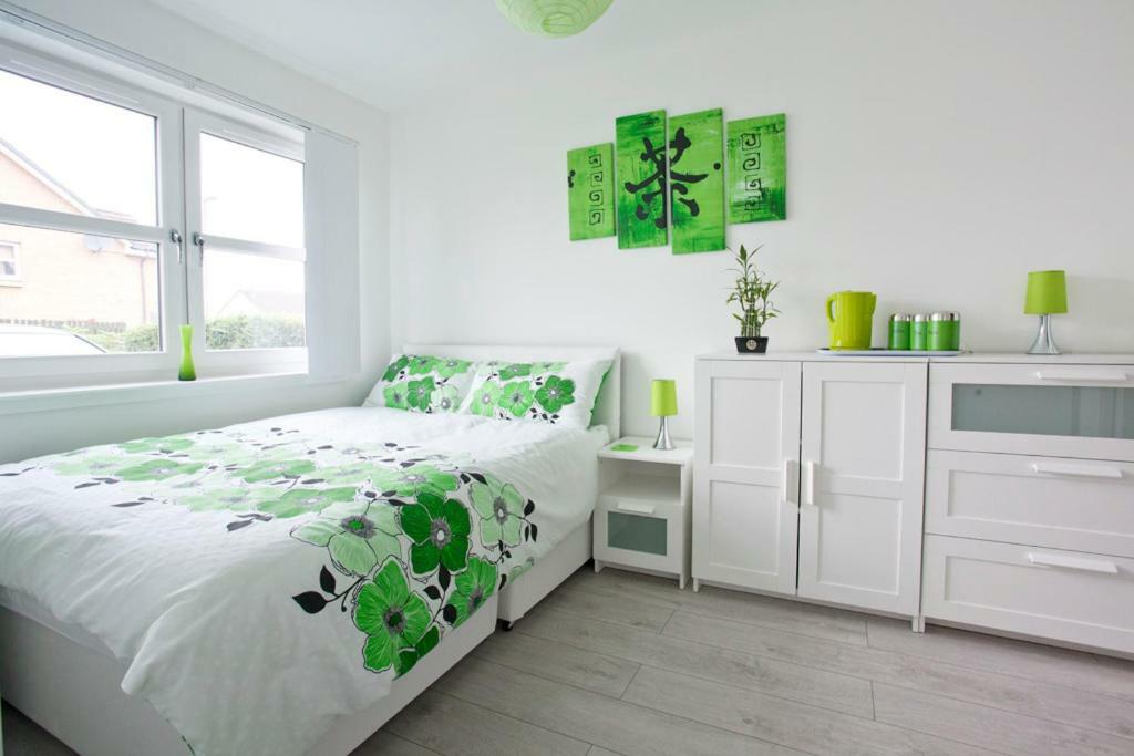 Gala - Free Parking Homestay Edinburgh