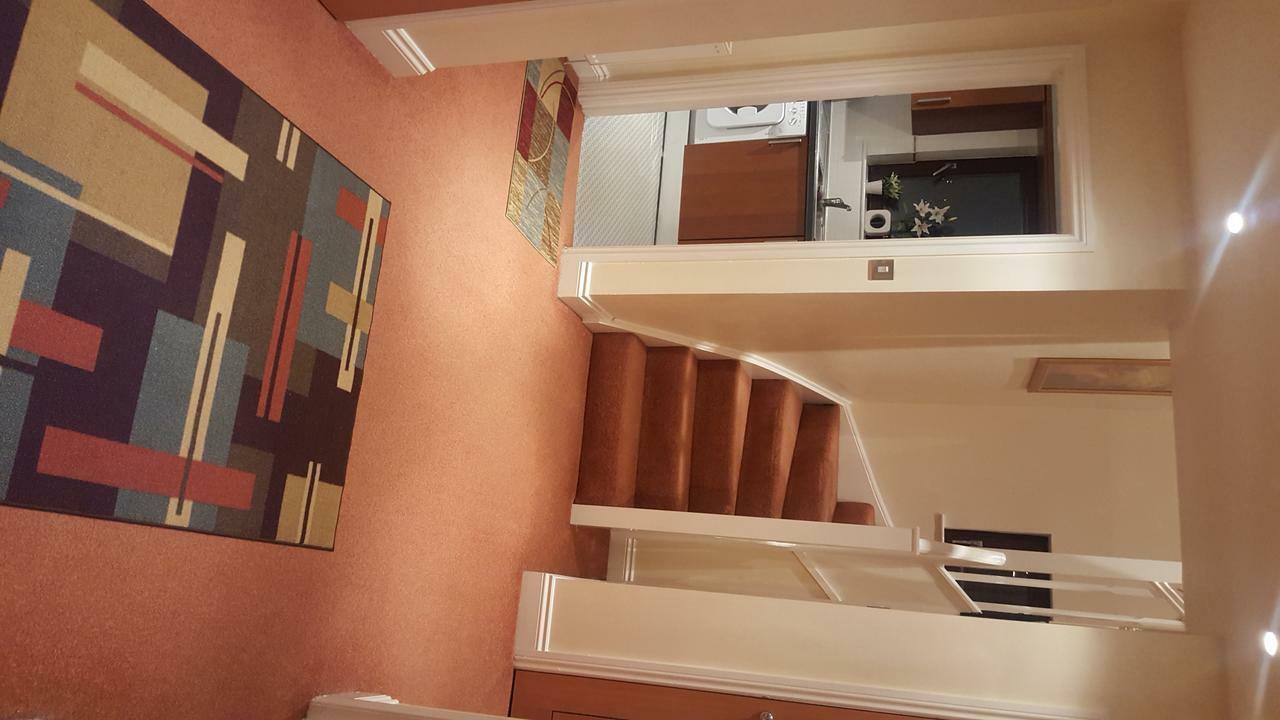 Penthouse Apartment Sleeps 11 Apartment Edinburgh