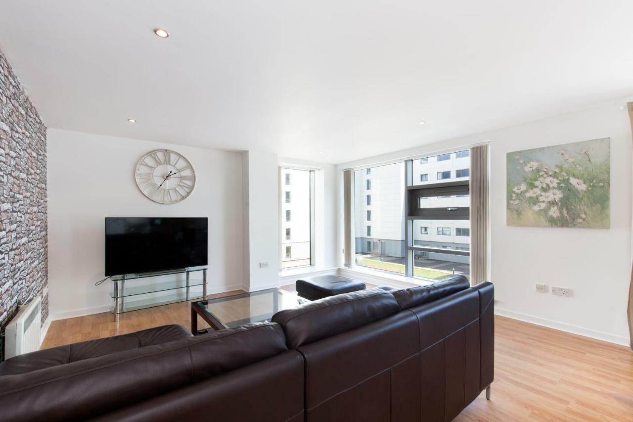 Stylish Garden View Apartment Edinburgh
