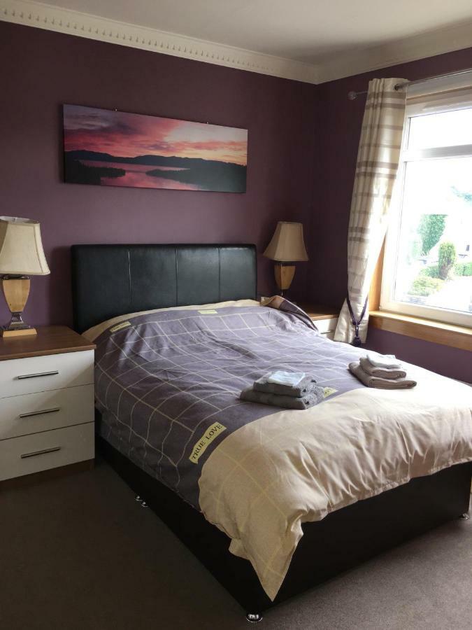 Guest house Hillhouse Edinburgh
