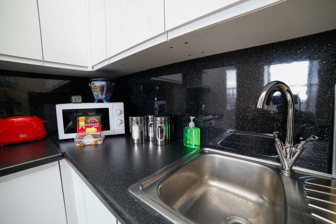 Another Appartement *