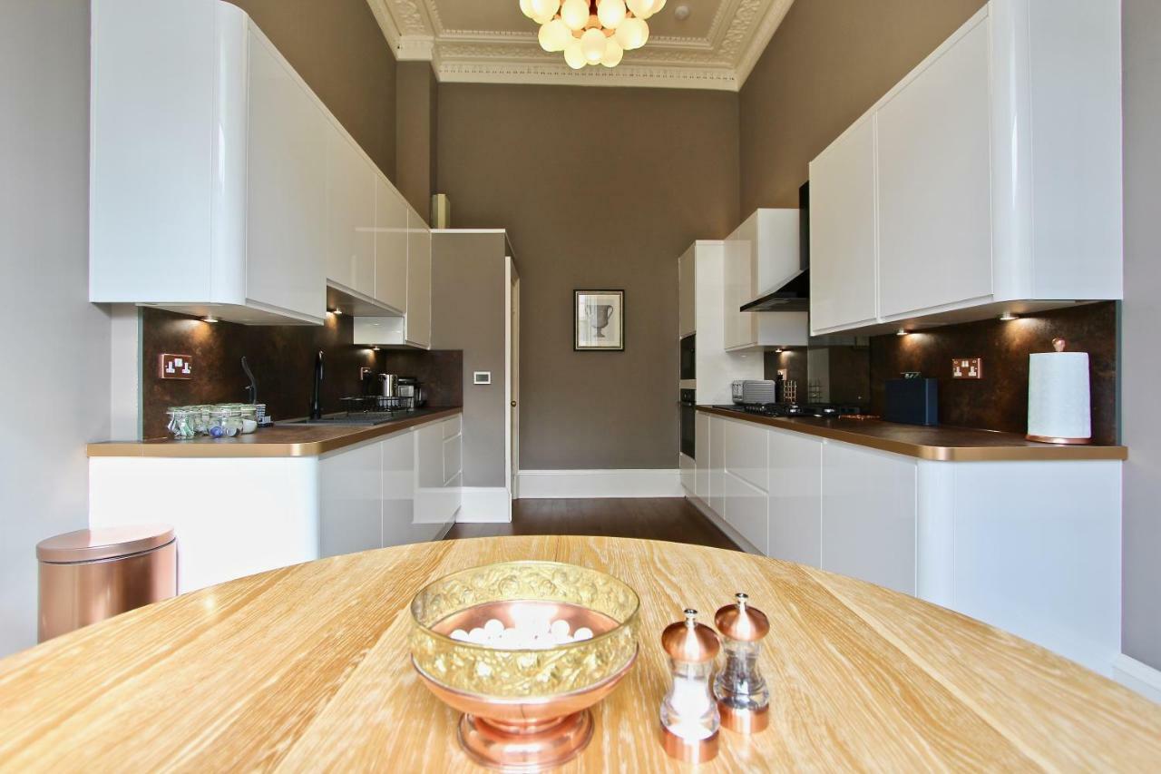 Escape To @ Albyn Place *