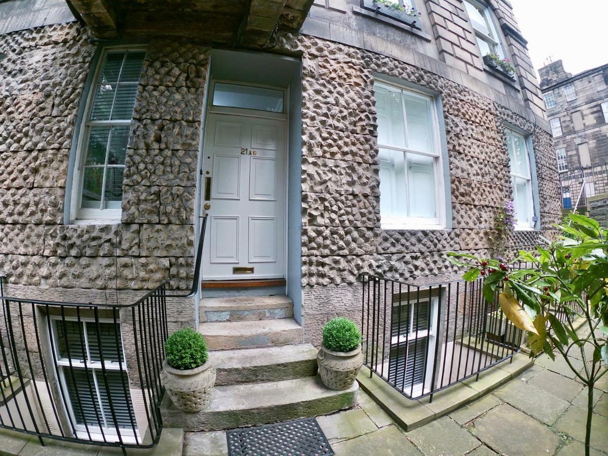 Apartment Escape To @ Abercromby Place *