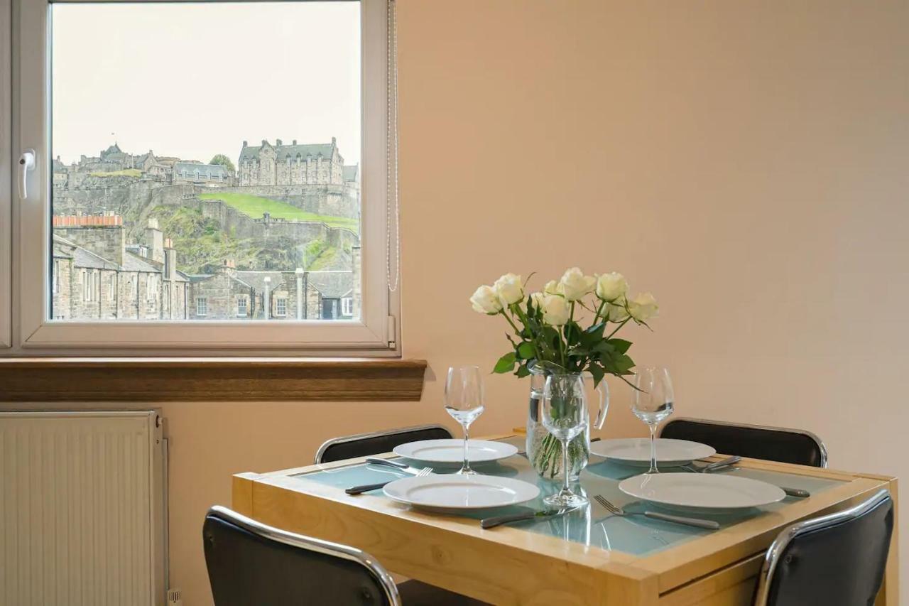 2 Bedroom Central With Stunning Castle View