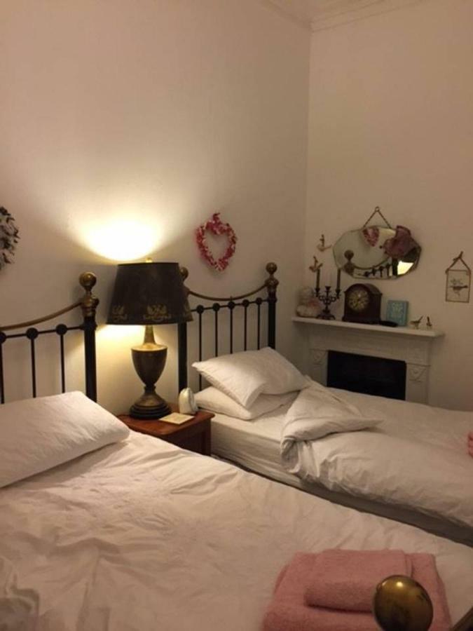 5 Star Beautiful & Vintage, Spacious In Chic Location! Appartement *