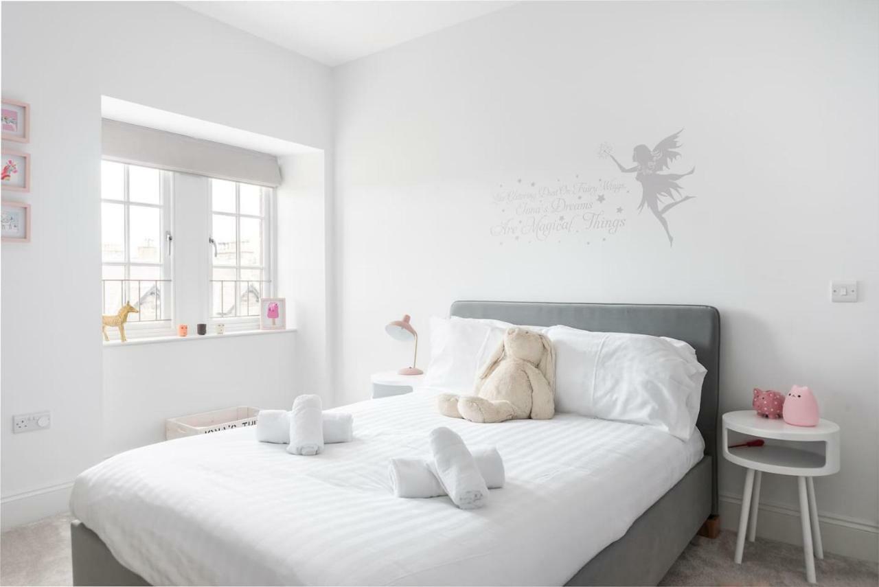 Luxurious Living In Gullane EDI