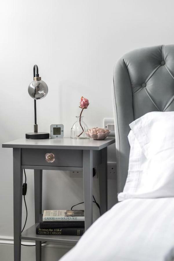 Luxurious Living In Gullane EDI
