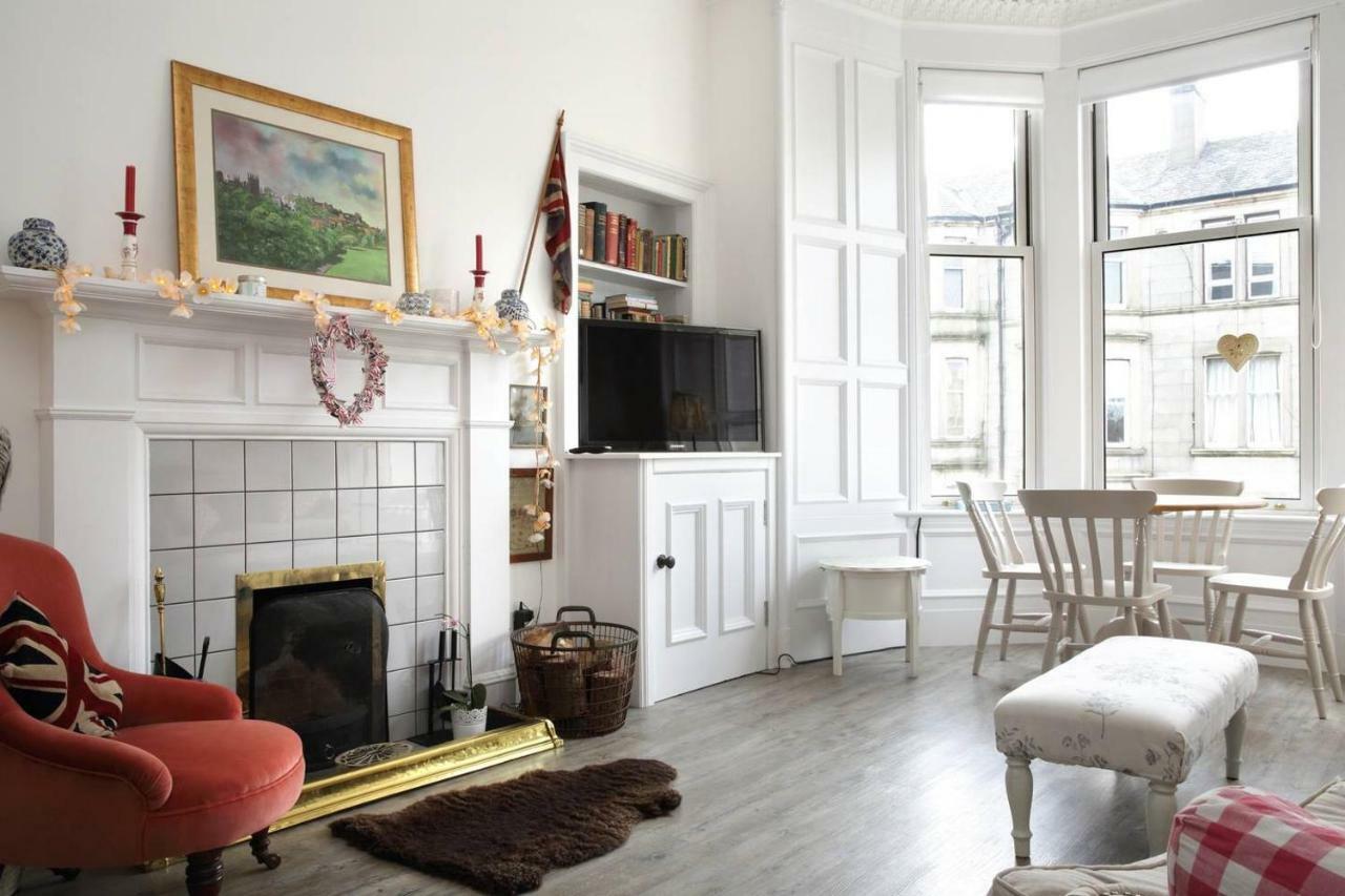 Appartement 5 Star Beautiful & Vintage, Spacious In Chic Location!