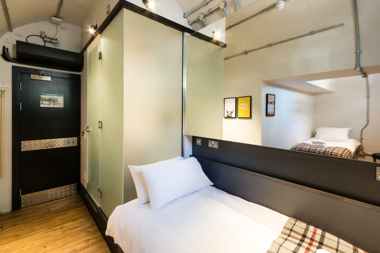 Code Pod - The Court - Hostel Edinburgh