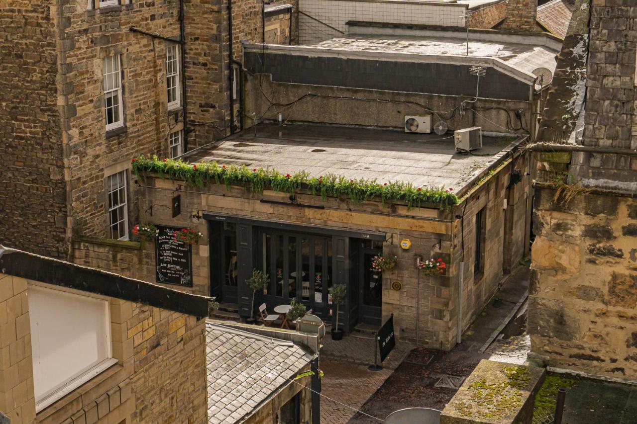 2 Bedroom Central With Stunning Castle View