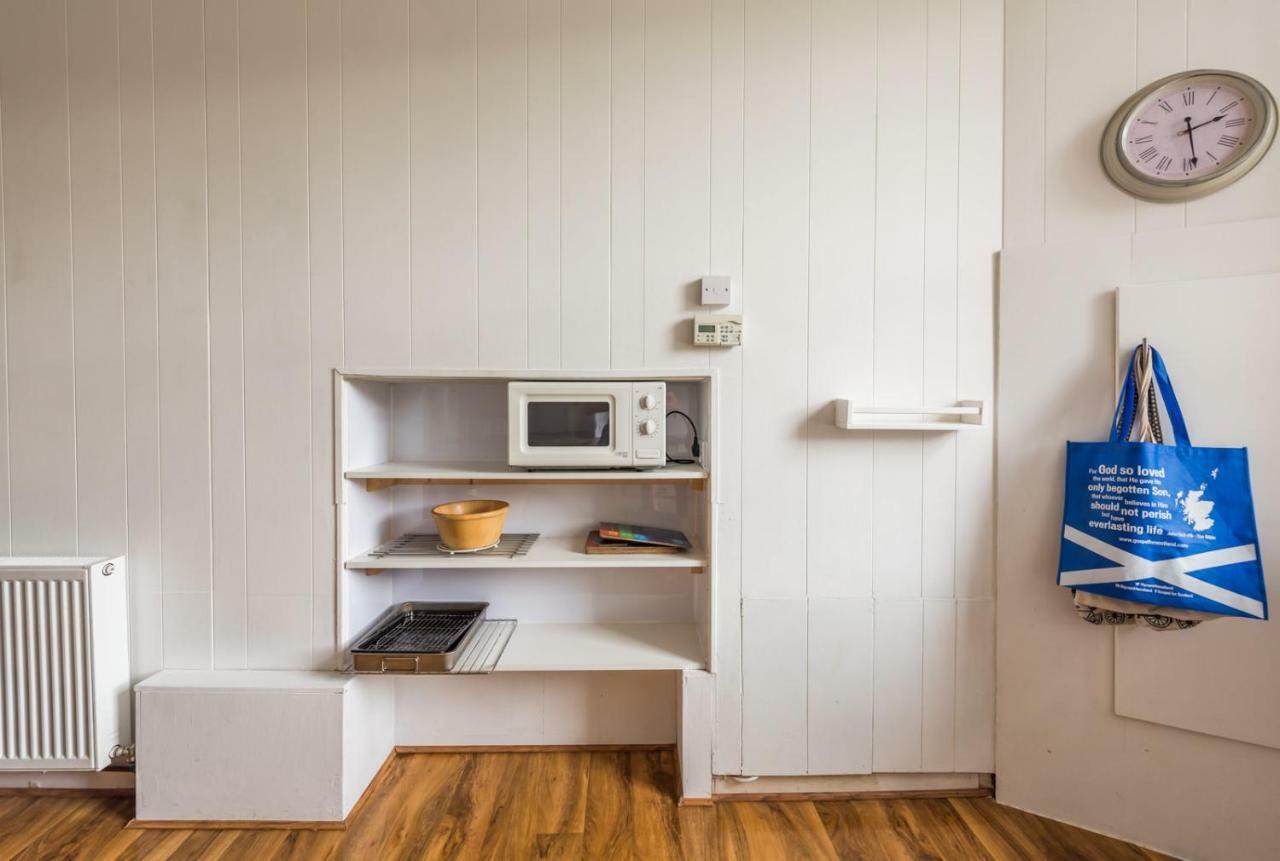 3 Bed Overlooking Meadows Park Appartement EDI