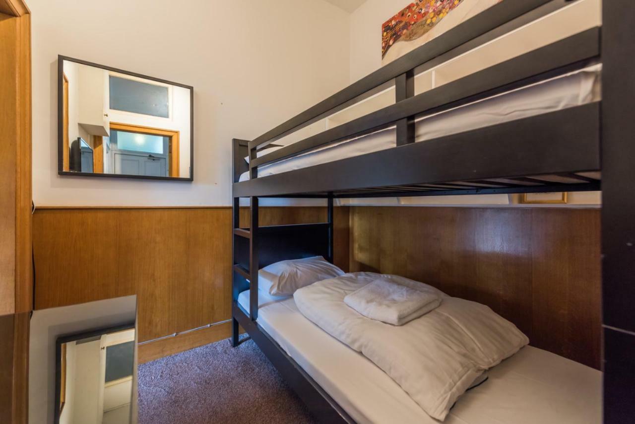 3 Bed Overlooking Meadows Park EDI