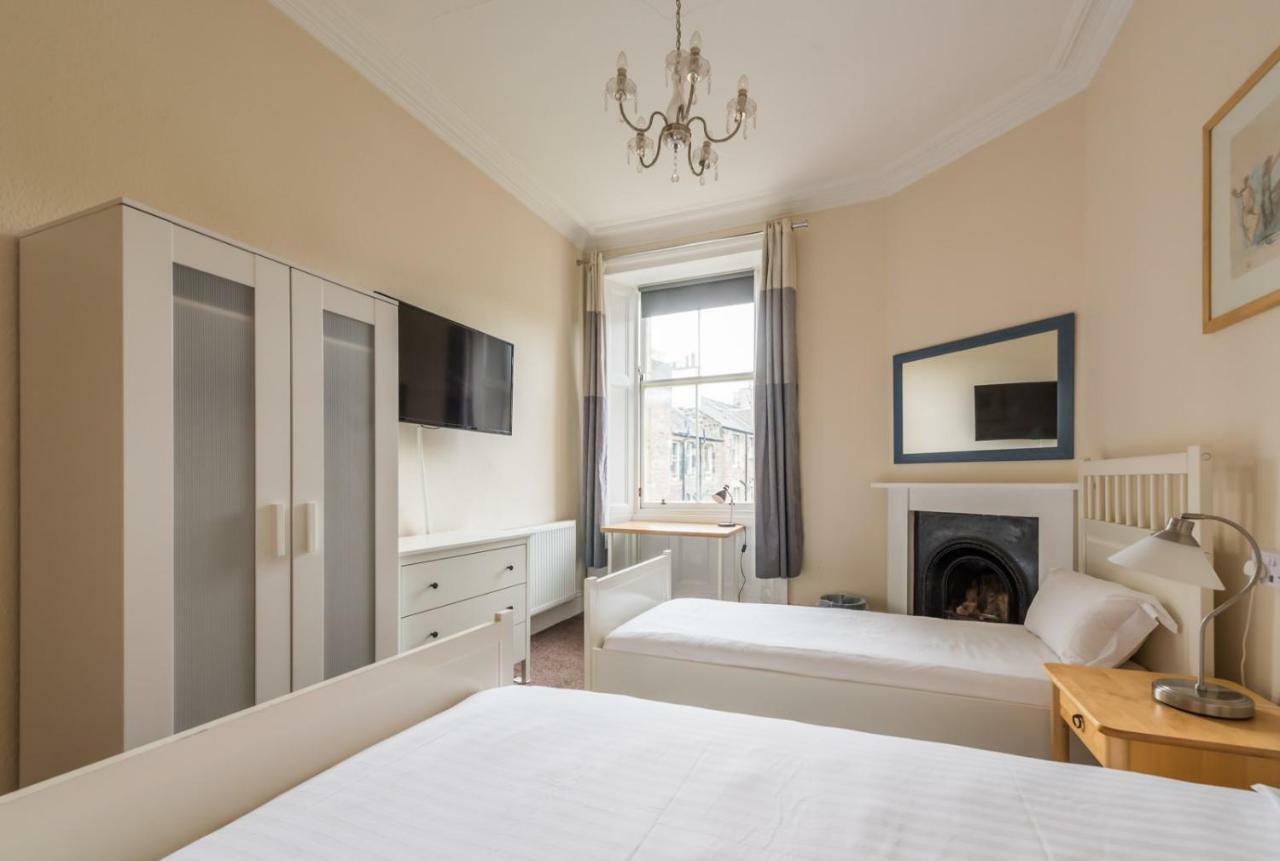 3 Bed Overlooking Meadows Park * EDI