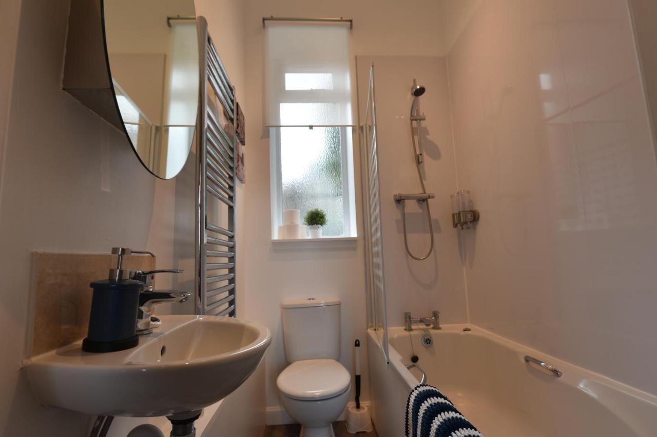 Pleasance Ground Floor Main Door Access * Edinburgh