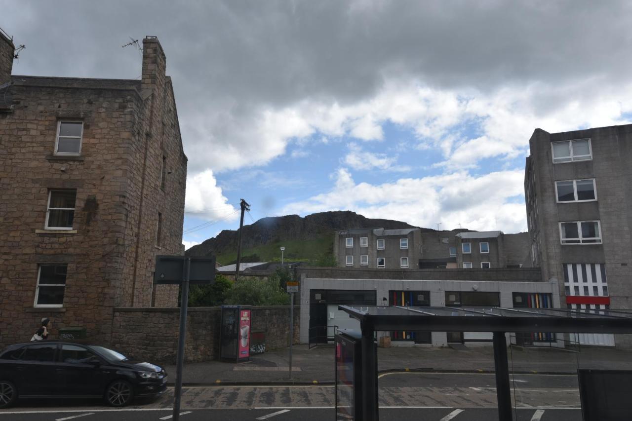 Pleasance Ground Floor Main Door Access Edinburgh