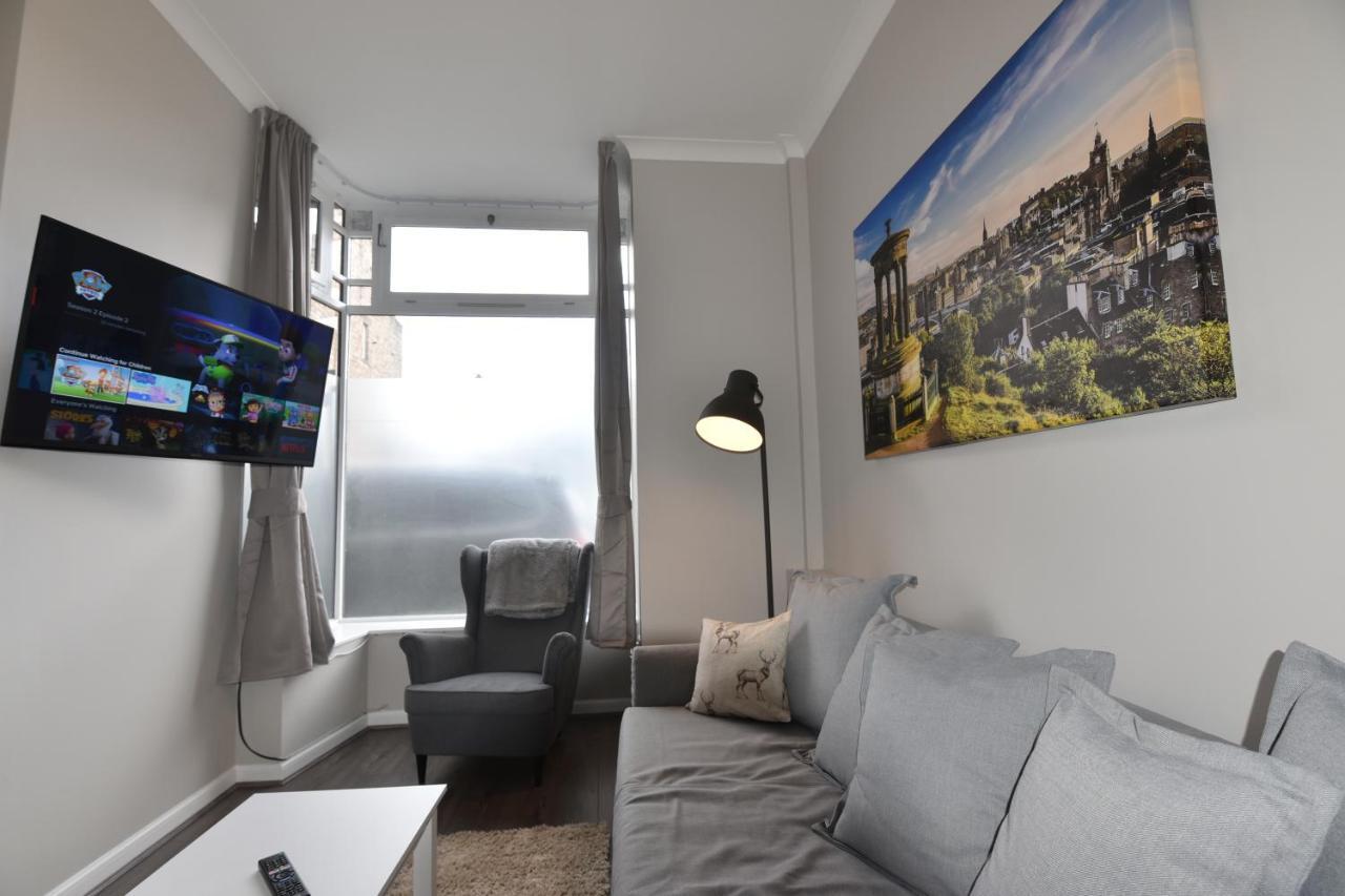 Pleasance Ground Floor Main Door Access Apartment *