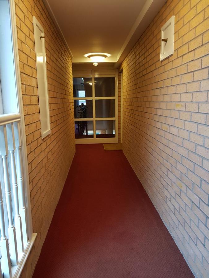 South House Drive * EDI