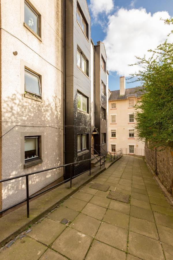Apartment Joivy Chic In The Heart Of The Royal Mile Edinburgh