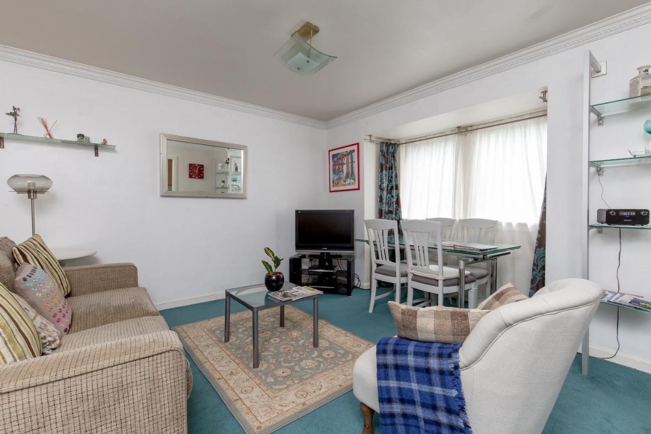Joivy Chic In The Heart Of The Royal Mile Apartment Edinburgh