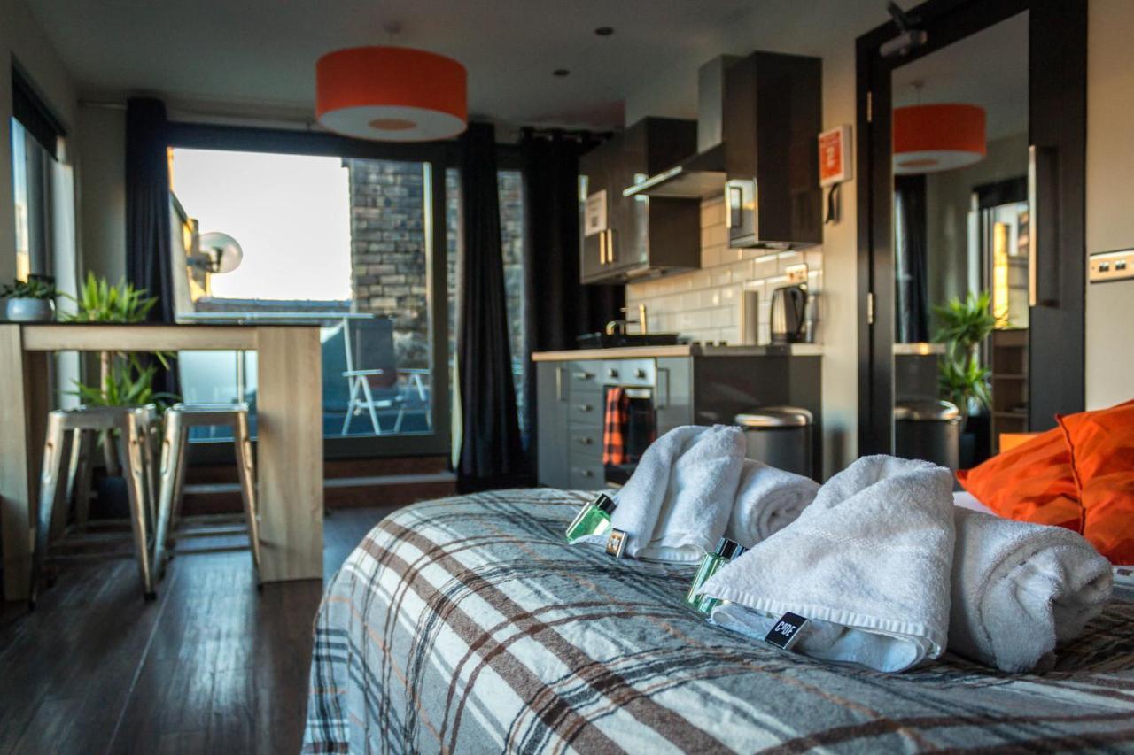 Code Pod - The Loft - Hostel Edinburgh