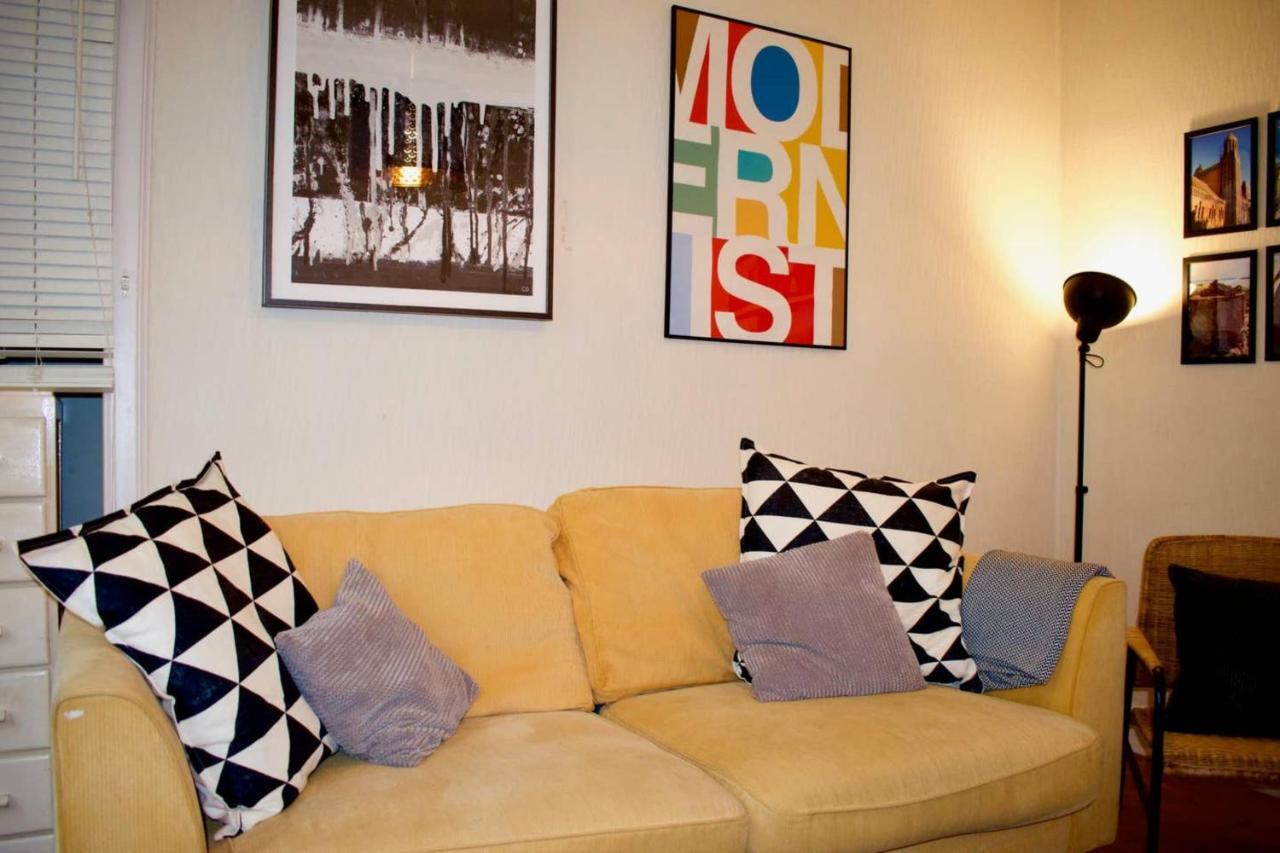 3 Bedroom Next To Leafy Meadows * Édimbourg