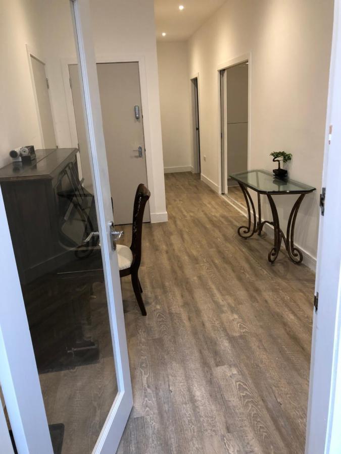 Haymarket Spacious 3 Bedroom Street Level Edinburgh