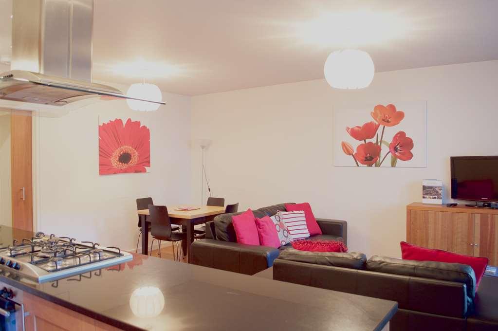 Dreamhouse Holyrood Park Apartment Edinburgh