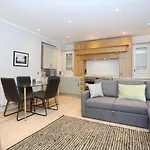 Joivy Modern And Airy Flat On The Historic Royal Mile