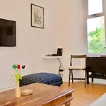 Charming Bright And Comfortable Apartment