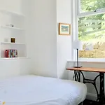 Charming Bright And Comfortable Apartment