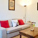Charming Bright And Comfortable Apartment