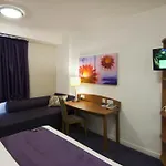 Premier Inn Edinburgh Central
